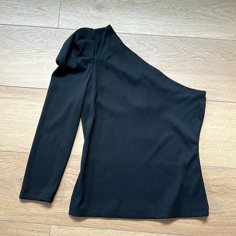 Who what wear one sleeve top small